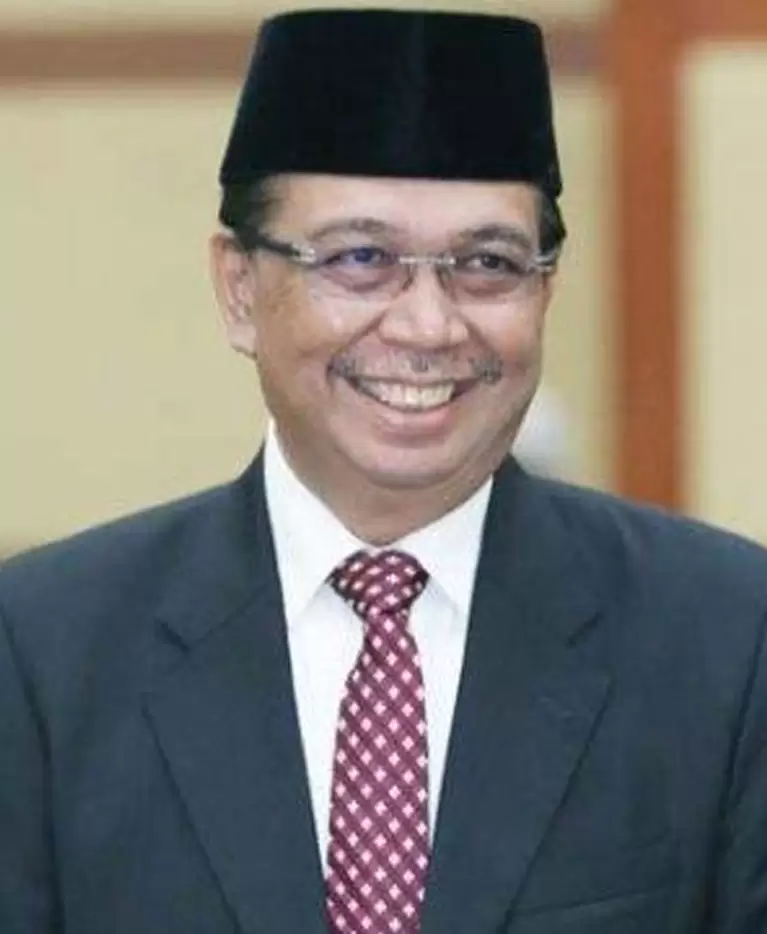 Prof. Dr. Ir. Samsul Rizal